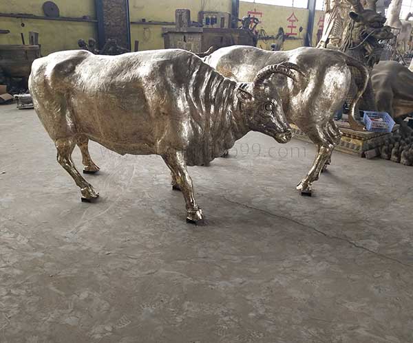 銅牛鑄造