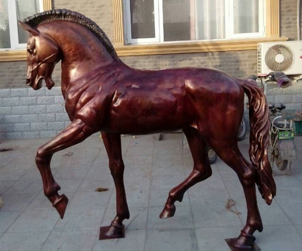 上色鑄銅寶馬