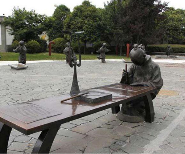 步行街人物雕塑